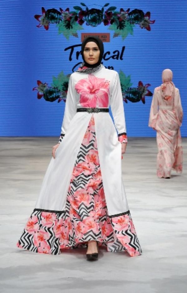 Koleksi Gamis Lebaran Zaskia Sungkar - Day Free n