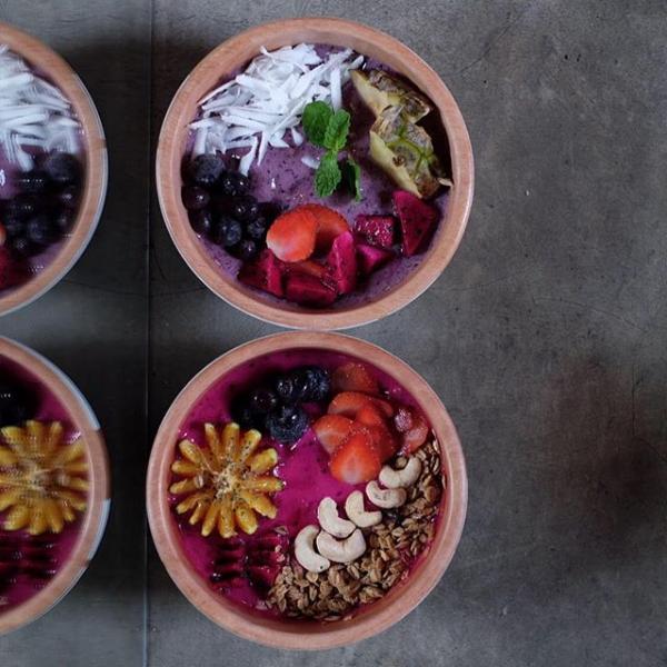 10 Restoran di Jakarta Untuk Nikmati Smoothie Bowl Womantalk