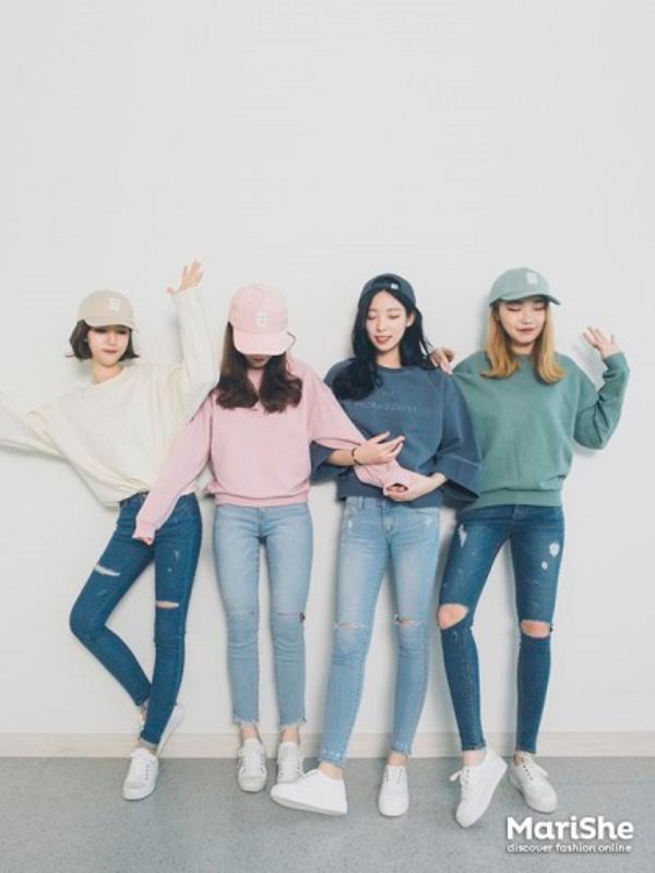 3 Tips Memakai Baju Kembar Ala Korea Womantalk