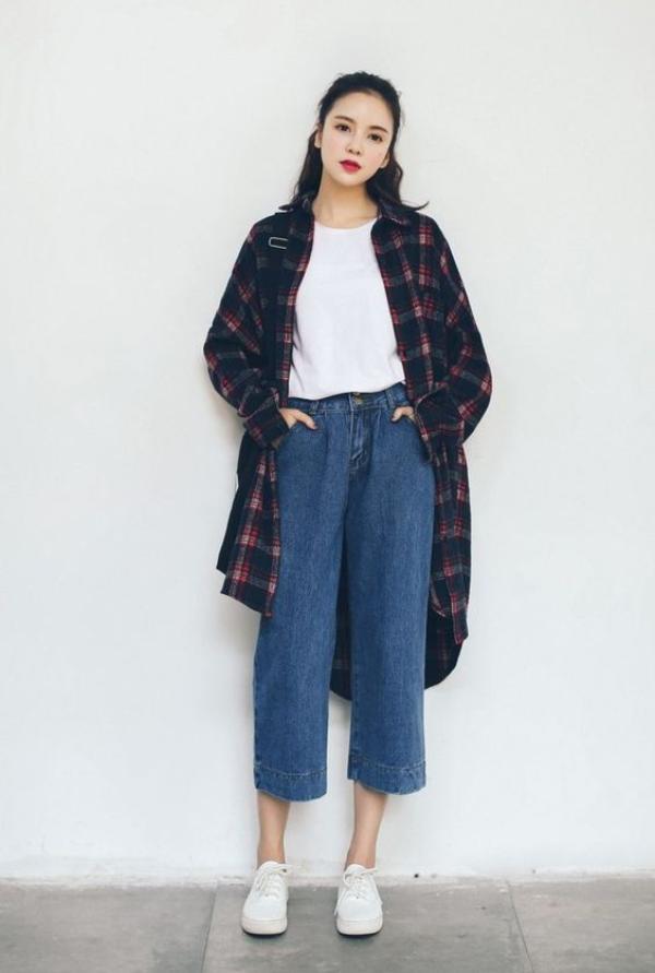 10 Inspirasi Gaya Denim ala Street Style Korea Womantalk