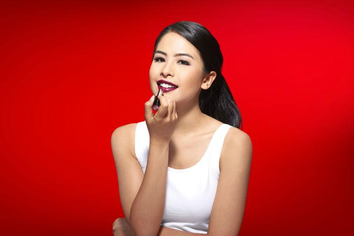 foto keren maudy ayunda cantik
